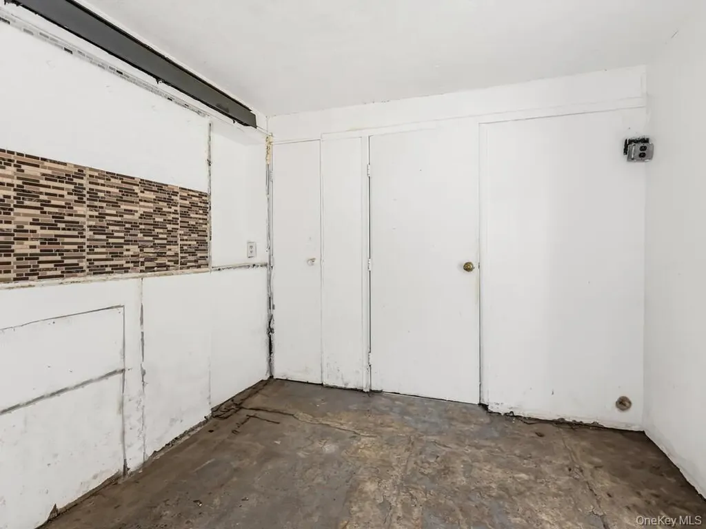 1151 Saint Lawrence Avenue Bronx NY 10472