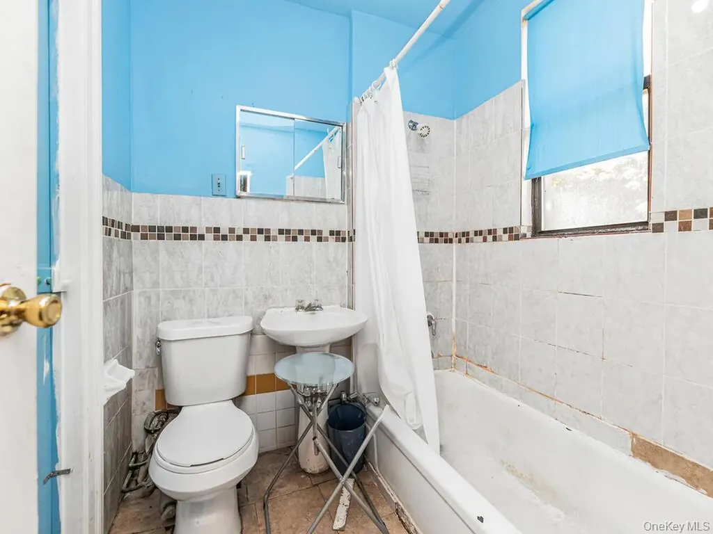 1151 Saint Lawrence Avenue Bronx NY 10472