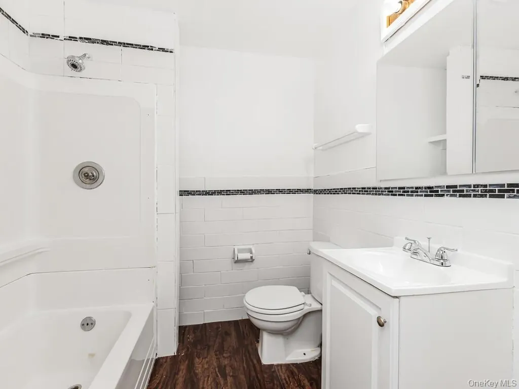 1151 Saint Lawrence Avenue Bronx NY 10472