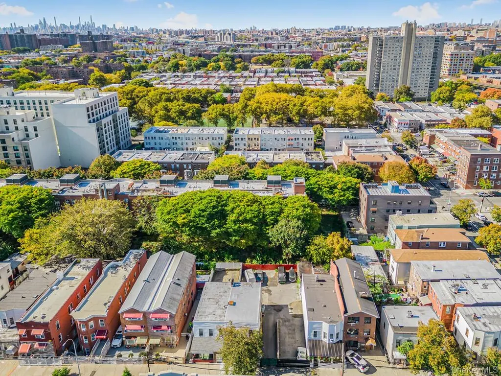 1151 Saint Lawrence Avenue Bronx NY 10472