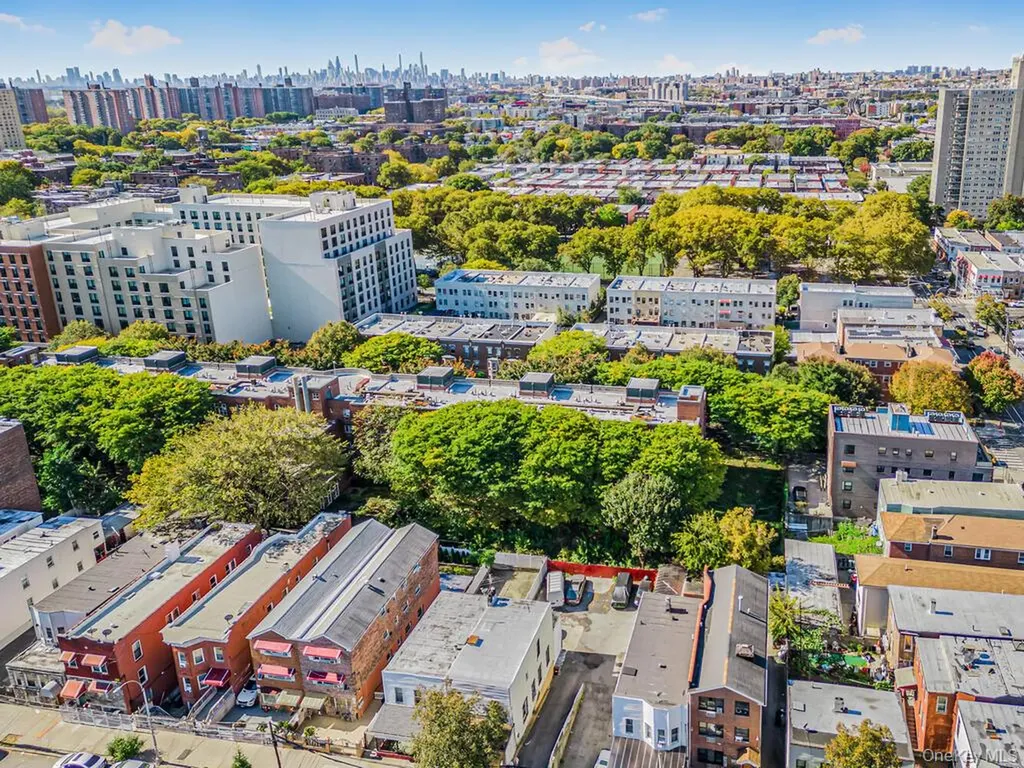 1151 Saint Lawrence Avenue Bronx NY 10472