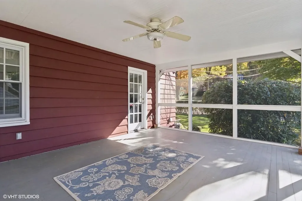 17 Pleasant View Avenue Beacon NY 12508