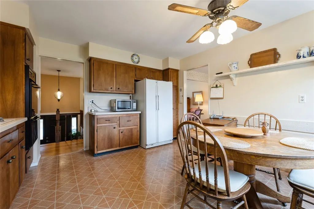 6 Hampton Road Airmont NY 10901