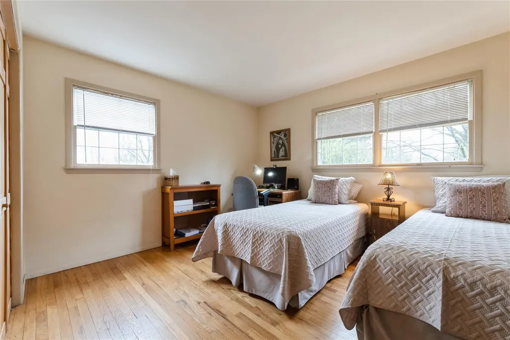6 Hampton Road Airmont NY 10901