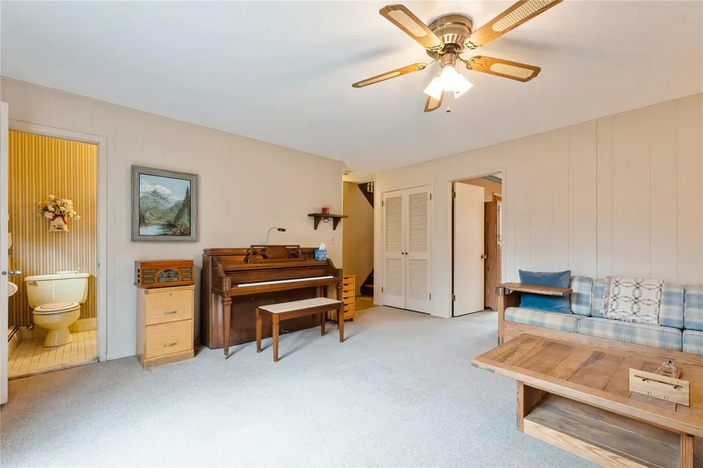6 Hampton Road Airmont NY 10901