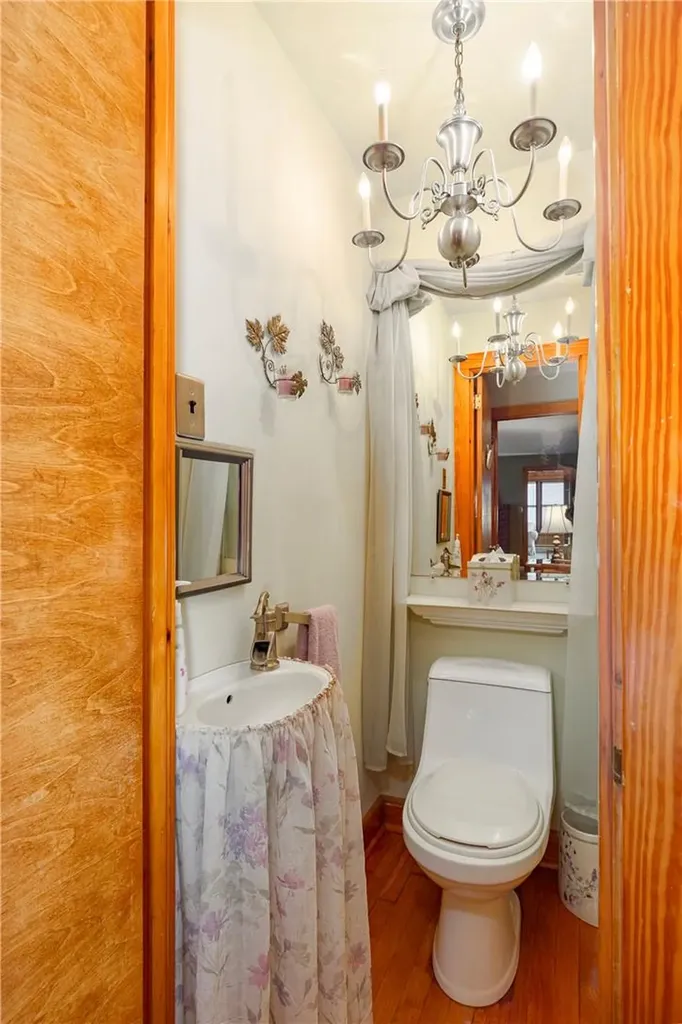 7 Bancroft Road Poughkeepsie NY 12601