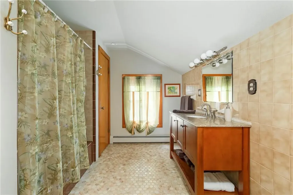 7 Bancroft Road Poughkeepsie NY 12601