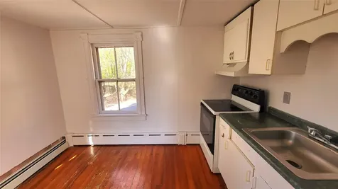 9 Church Street Apt 1 Hyde Park NY 12538
