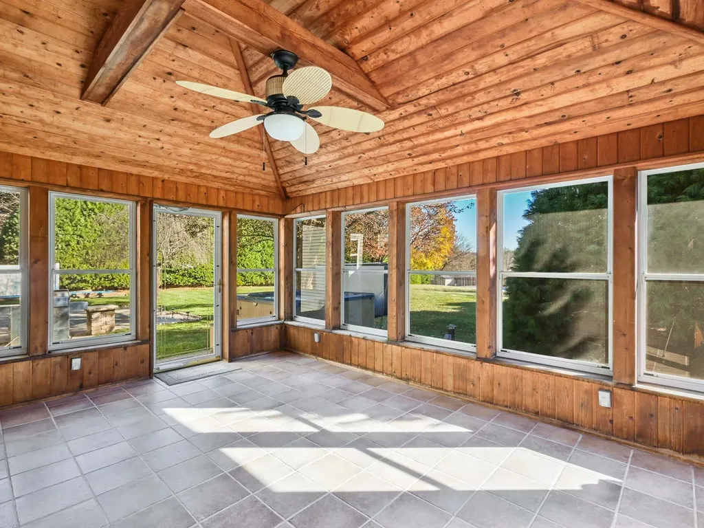 12 Hart Drive Poughkeepsie NY 12603