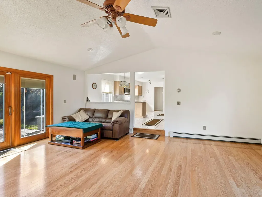 12 Hart Drive Poughkeepsie NY 12603