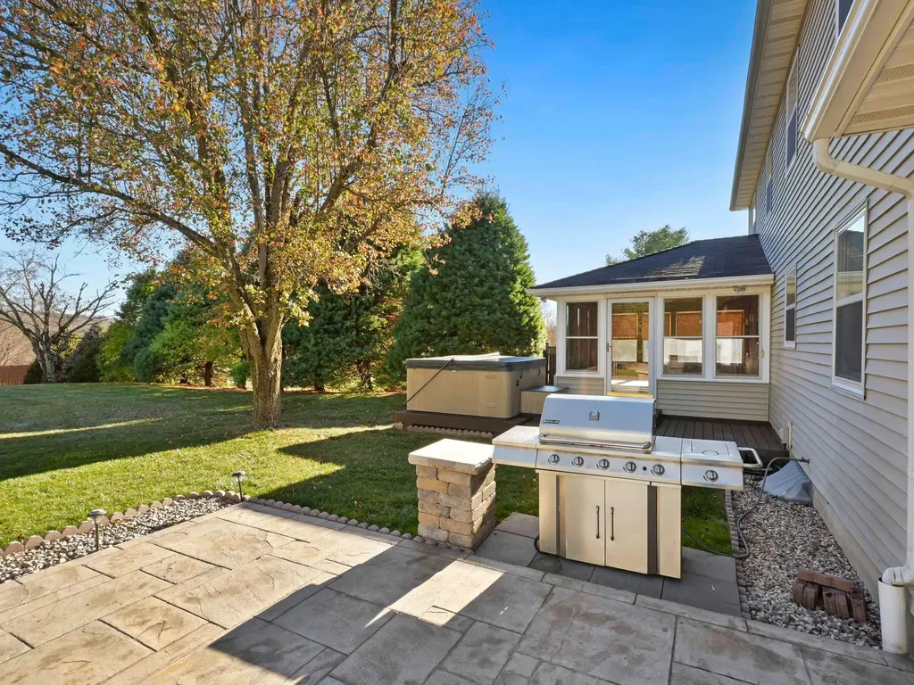 12 Hart Drive Poughkeepsie NY 12603