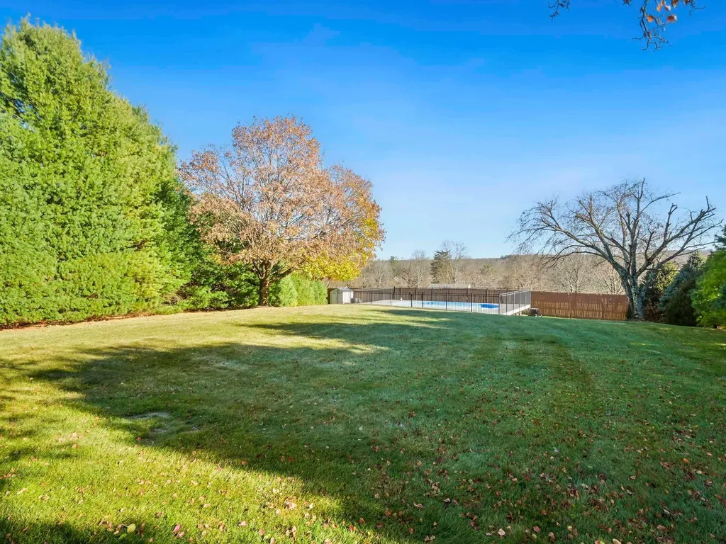12 Hart Drive Poughkeepsie NY 12603