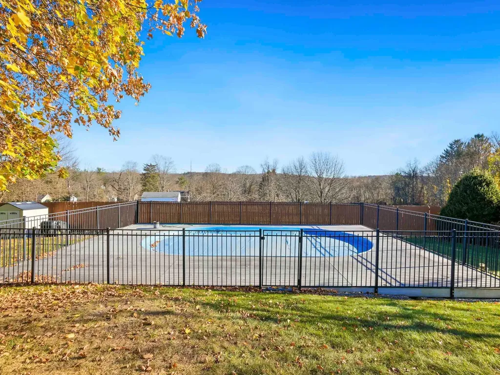 12 Hart Drive Poughkeepsie NY 12603
