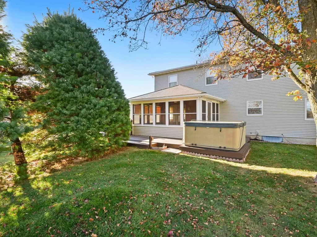 12 Hart Drive Poughkeepsie NY 12603