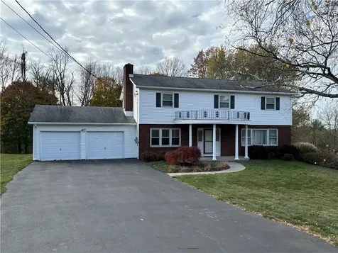 14 Hillview Drive Poughkeepsie NY 12603