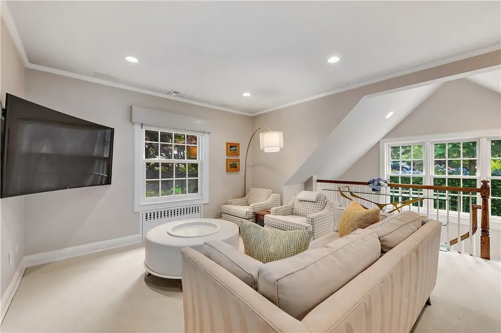 25 Ridge Road Bronxville NY 10708