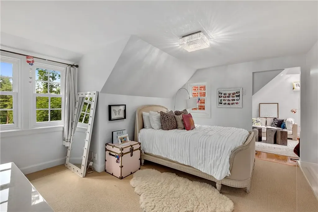 25 Ridge Road Bronxville NY 10708