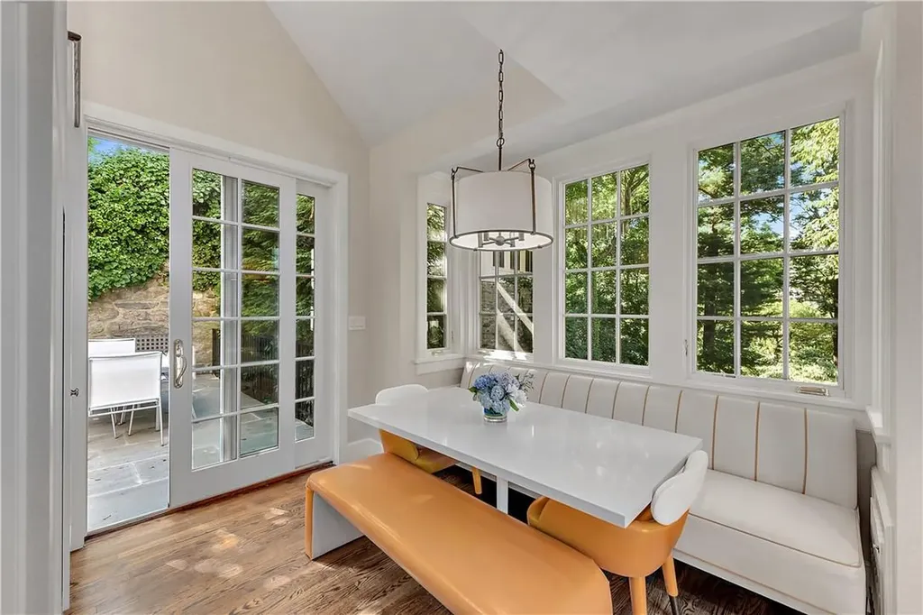 25 Ridge Road Bronxville NY 10708