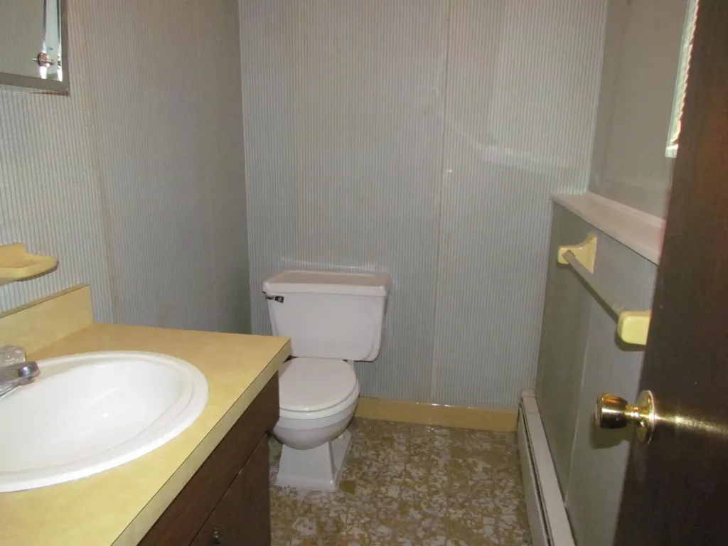 4 Holiday Park Newburgh NY 12550