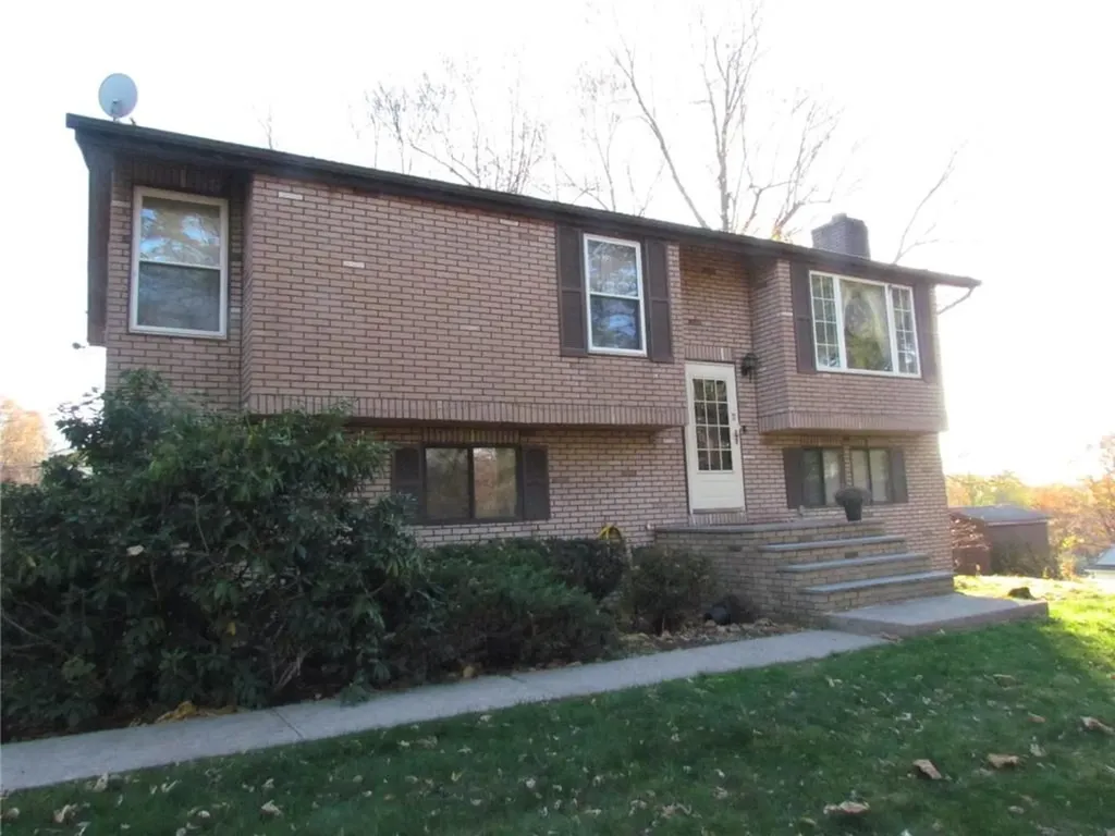 4 Holiday Park Newburgh NY 12550