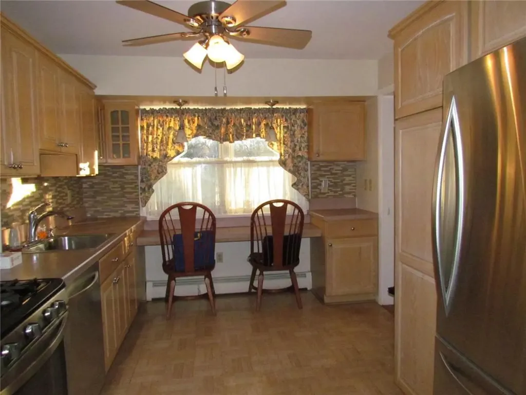 4 Holiday Park Newburgh NY 12550