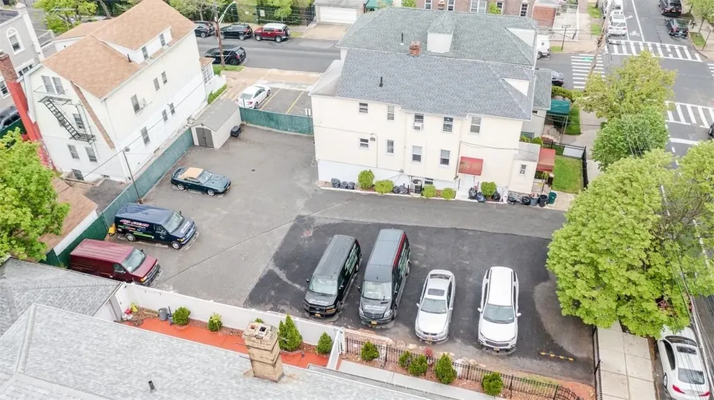 1602 Hering Avenue Bronx NY 10461