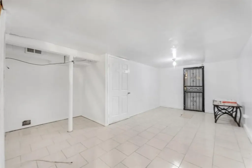 1405 Burke Avenue Bronx NY 10469