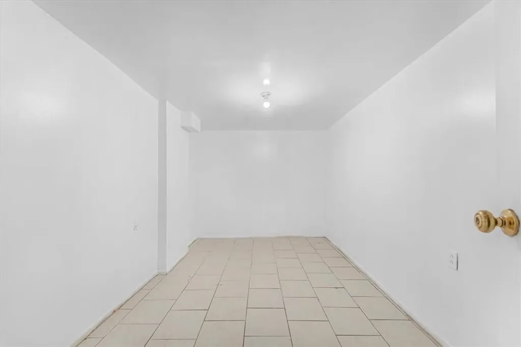 1405 Burke Avenue Bronx NY 10469