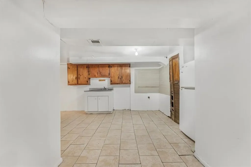 1405 Burke Avenue Bronx NY 10469