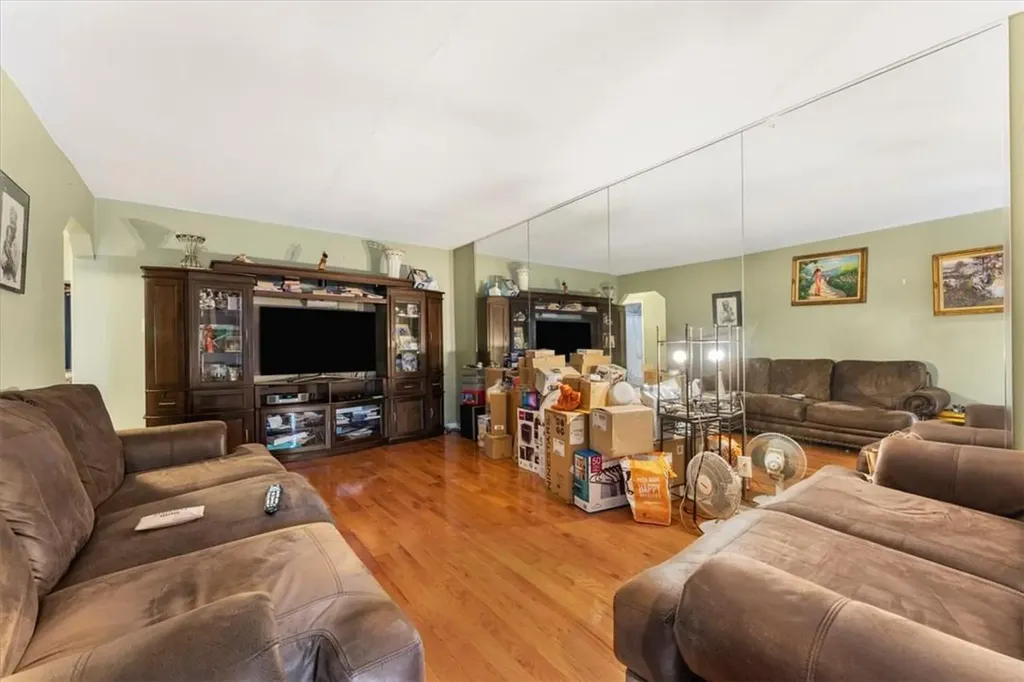 1405 Burke Avenue Bronx NY 10469