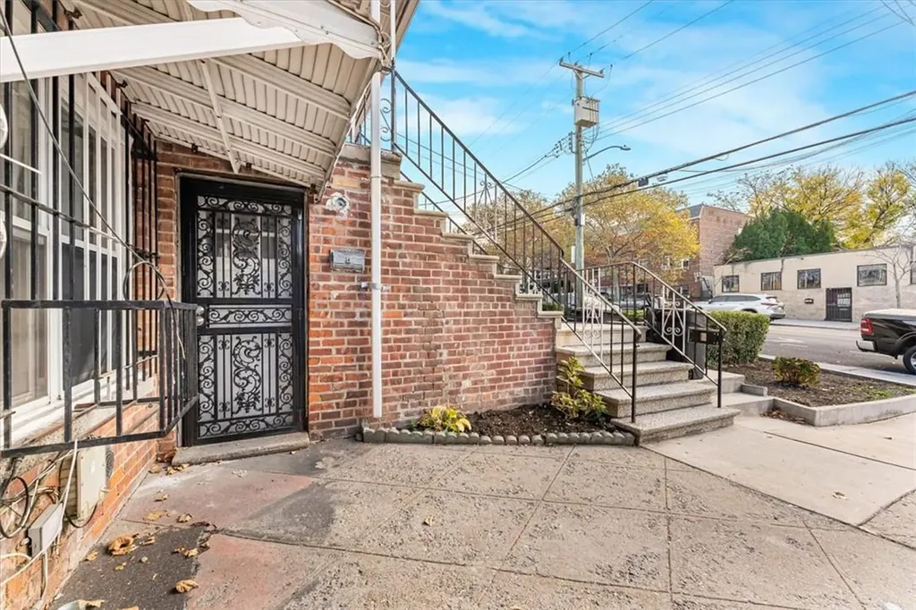 1405 Burke Avenue Bronx NY 10469