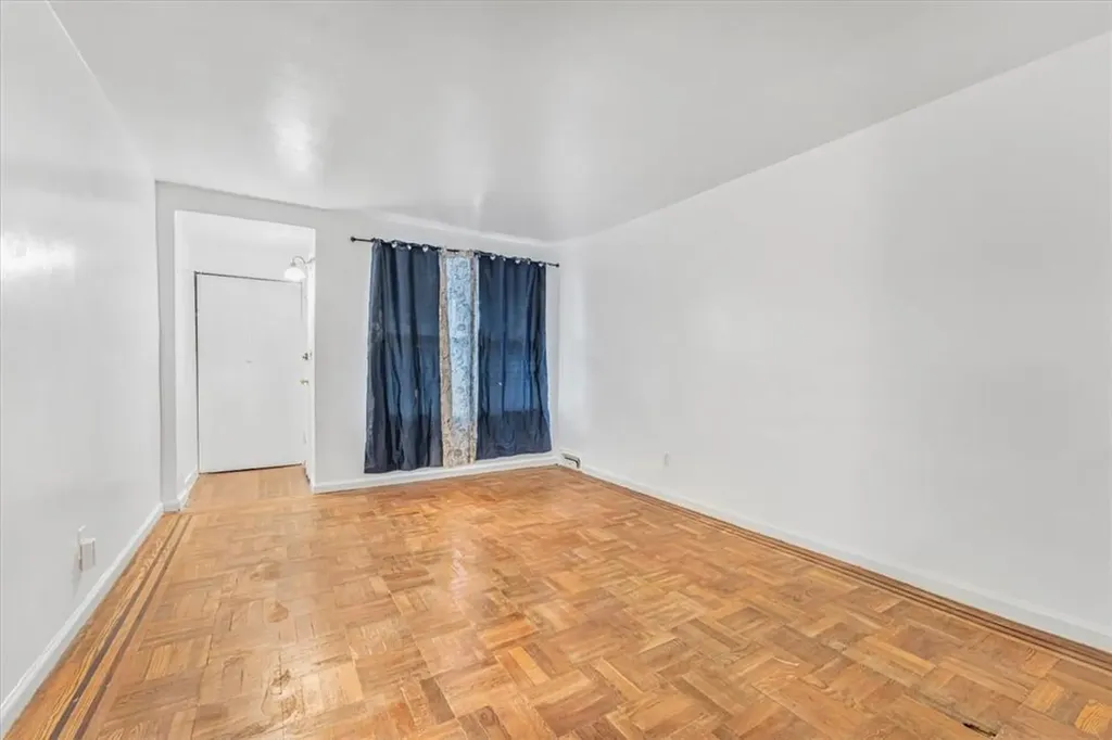 1405 Burke Avenue Bronx NY 10469