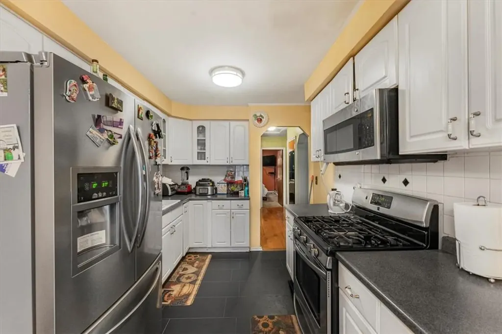 1405 Burke Avenue Bronx NY 10469