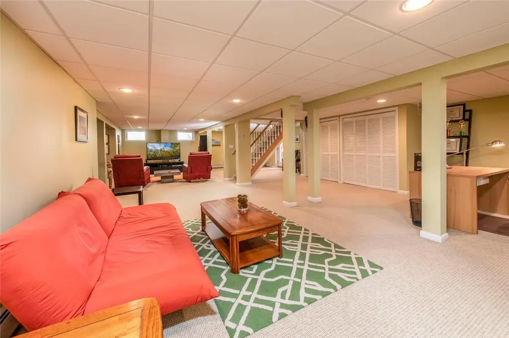 76 Old Pascack Road Pearl River NY 10965