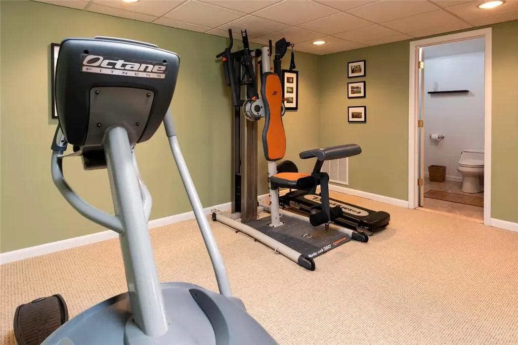 76 Old Pascack Road Pearl River NY 10965