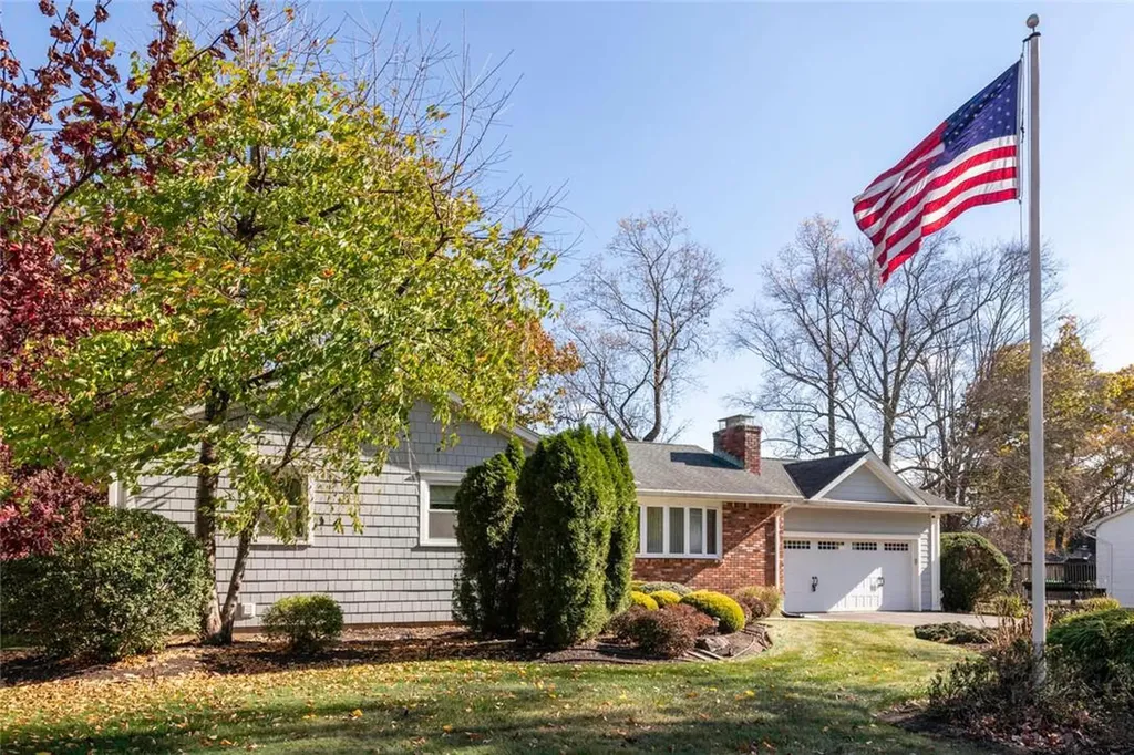 76 Old Pascack Road Pearl River NY 10965