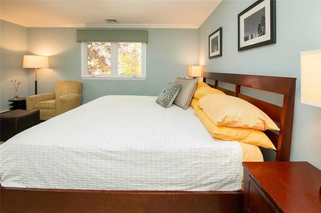 76 Old Pascack Road Pearl River NY 10965