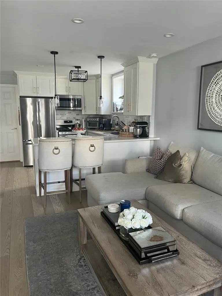 44 Elissa Lane Yonkers NY 10710