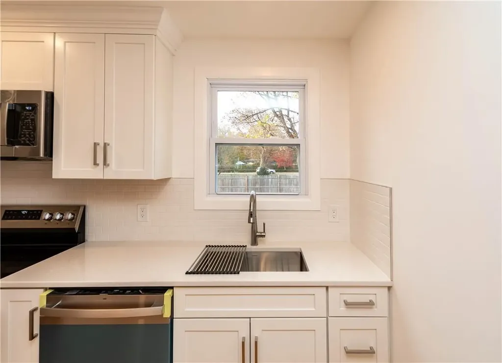 29 Kipp Avenue Fishkill NY 12524