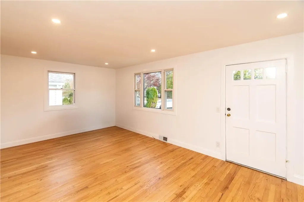 29 Kipp Avenue Fishkill NY 12524