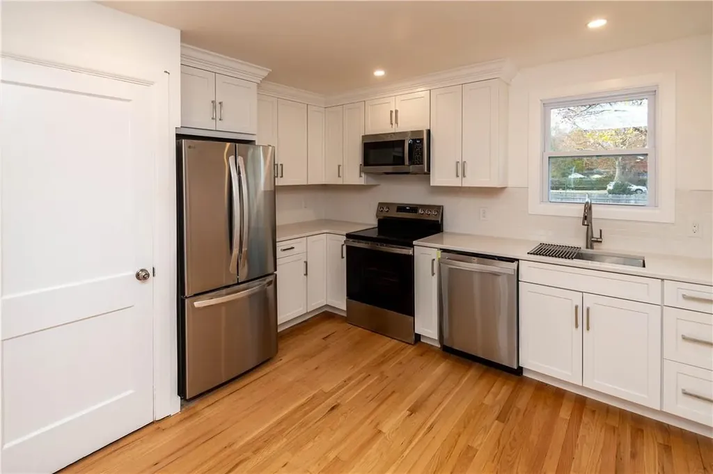 29 Kipp Avenue Fishkill NY 12524