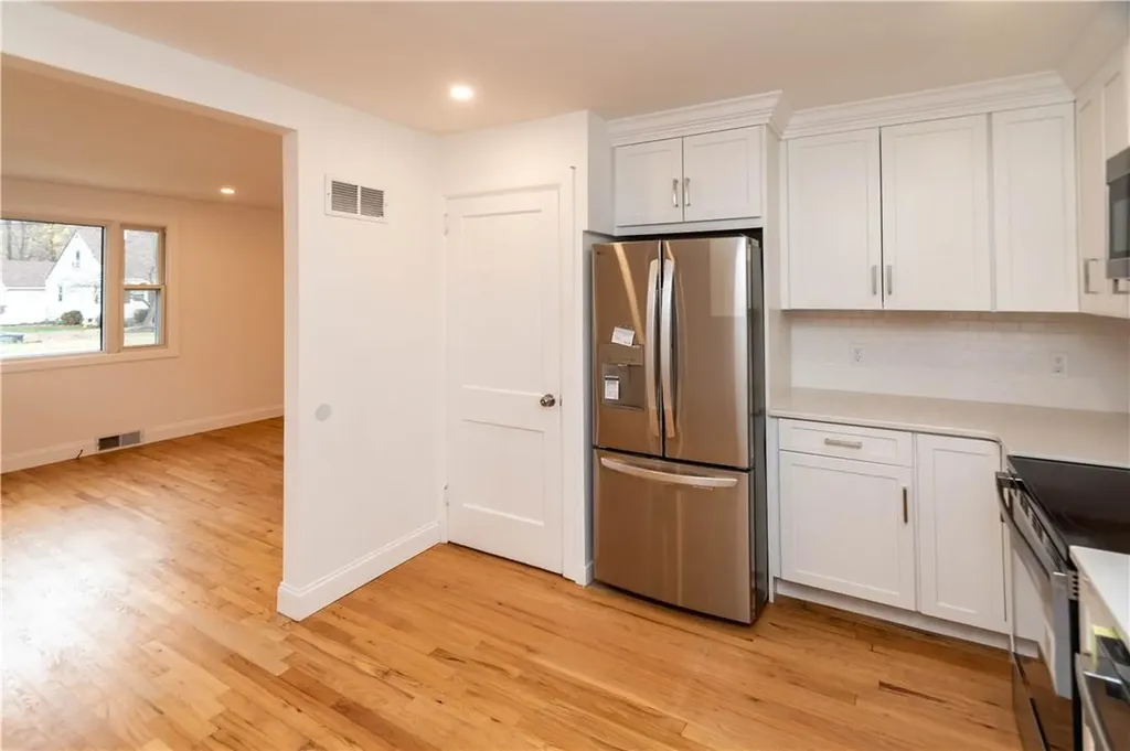 29 Kipp Avenue Fishkill NY 12524