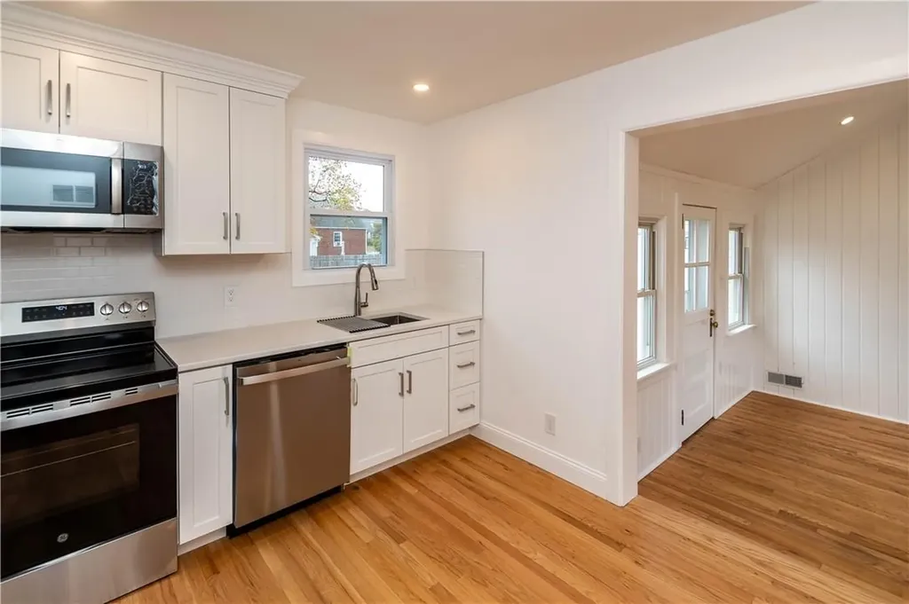 29 Kipp Avenue Fishkill NY 12524