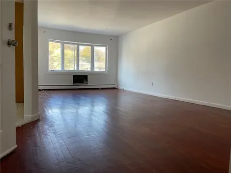 35 Valerie Drive Yonkers NY 10703