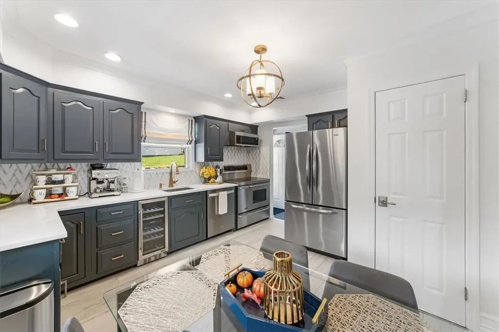 138 Rossiter Avenue Yonkers NY 10701