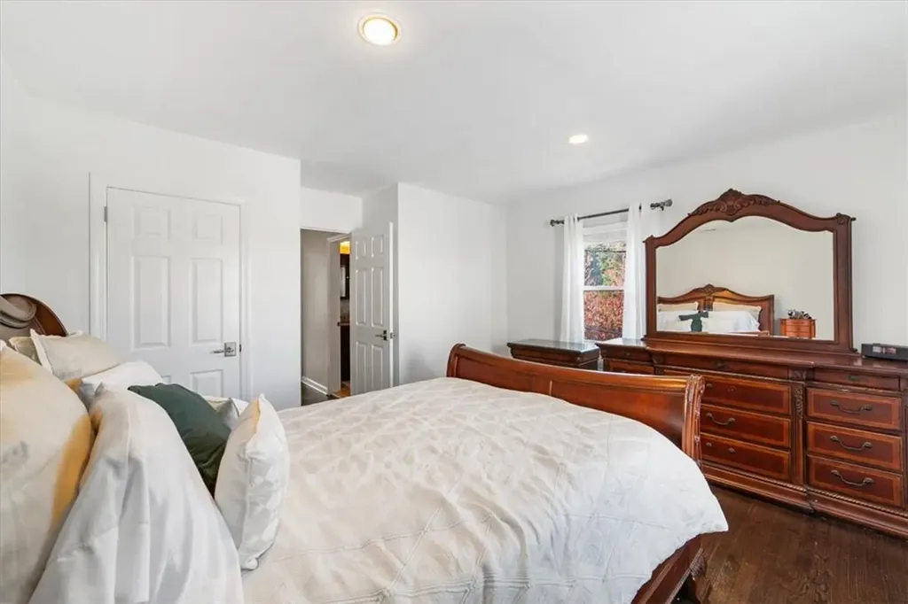 138 Rossiter Avenue Yonkers NY 10701