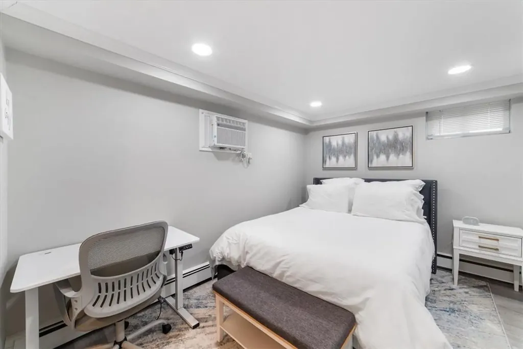 138 Rossiter Avenue Yonkers NY 10701