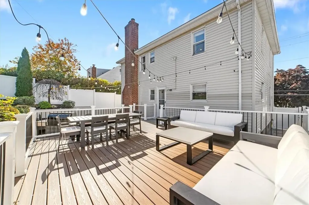 138 Rossiter Avenue Yonkers NY 10701