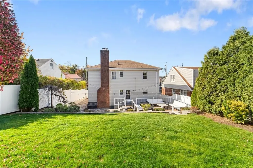 138 Rossiter Avenue Yonkers NY 10701