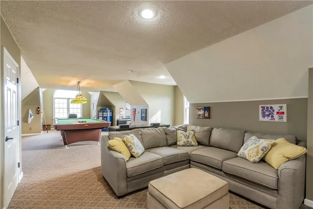 31 Reggies Way Lagrangeville NY 12540